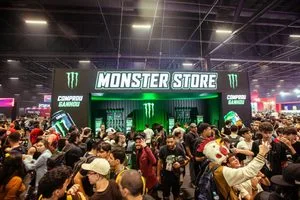 Brasil Game Show - Monster Store